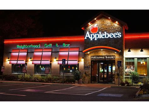 applebee's transportation boulevard